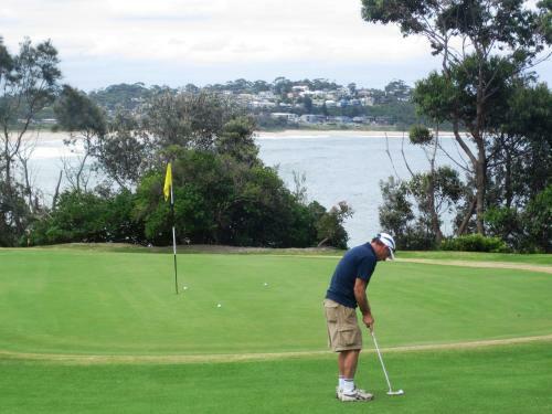 Aparthotel Mollymook Beach Waterfront
