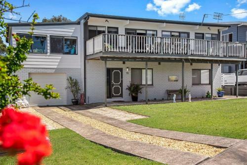 Carroll Ave 85 Mollymook