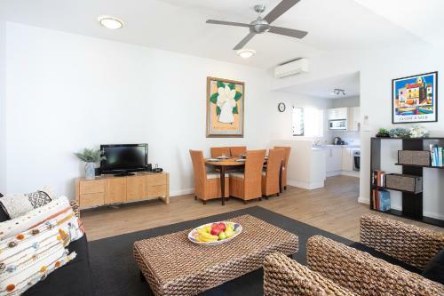 Villa Ocean St Beach House No5