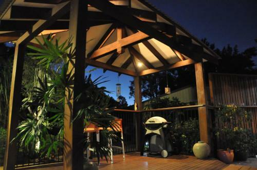 Stunning Magnetic Island Home,private, Large Pool,adults Only