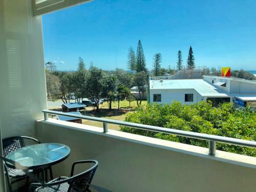 Absolute Beachfront - Cabarita Beach - Ocean Views - 3 Bed Apartment