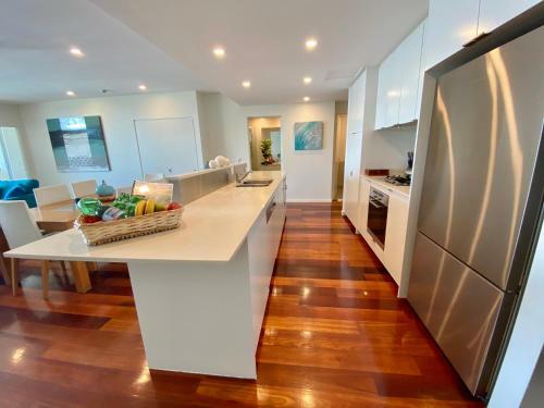 Absolute Beachfront - Cabarita Beach - Ocean Views - 3 Bed Apartment