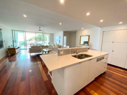 Direct Beach Access ? 3 Bed Apart - Cabarita Beach