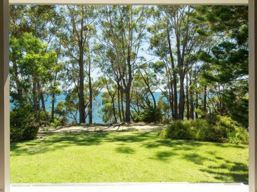 Harlequin Beach House 4pm Check Out Sundays