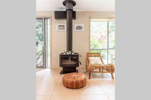 Noosa Rainforest Escape - Asian Influences