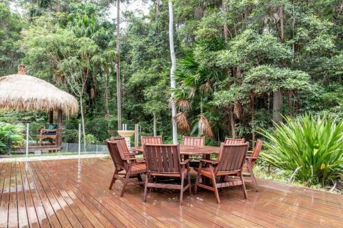 Noosa Rainforest Escape - Asian Influences
