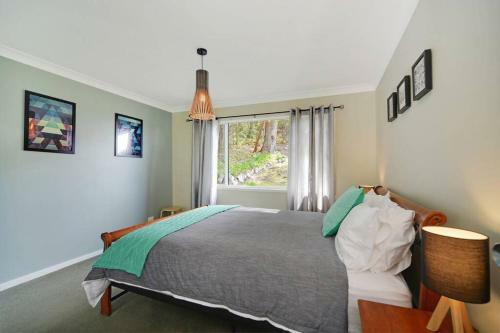 24 Hyam Road Hyams Beach