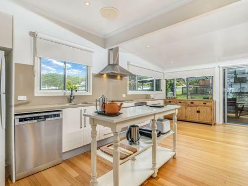 Beach Break At Hyams Beach 4pm Check Out Sundays