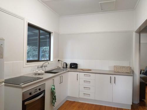 Hotel Lake Hume Resort