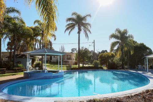 Hotel Lake Hume Resort