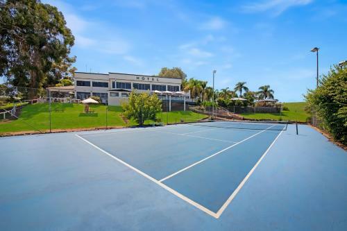 Hotel Lake Hume Resort