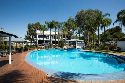 Hotel Lake Hume Resort
