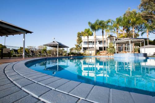 Hotel Lake Hume Resort
