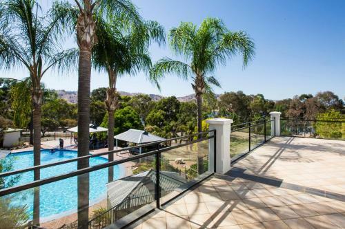 Hotel Lake Hume Resort