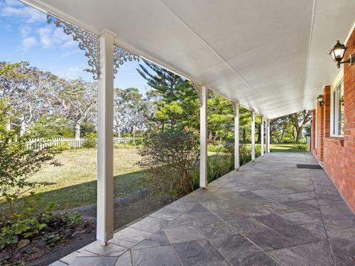 Braeside - Waterfront, Fireplace