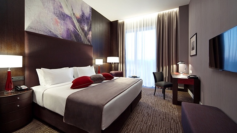 Royal Beach Hotel