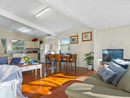 Between 2 Beaches - Comfortable Private Sanctuary