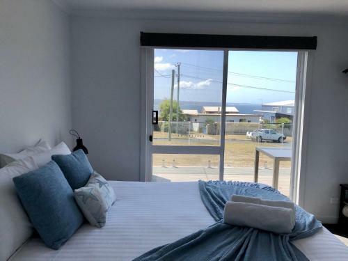 Binalong Brae @ Bay Of Fires Two Bedroom Both With Ensuites