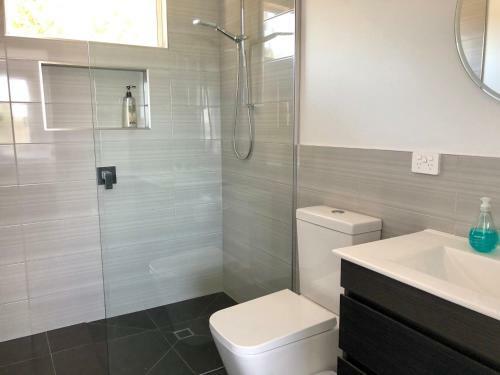 Binalong Brae @ Bay Of Fires Two Bedroom Both With Ensuites