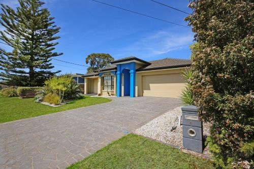 Sandy Bottom - Pet Friendly - 3 Min Walk To Beach