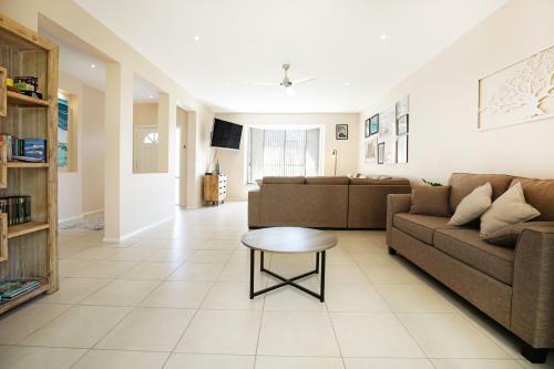 Sandy Bottom - Pet Friendly - 3 Min Walk To Beach