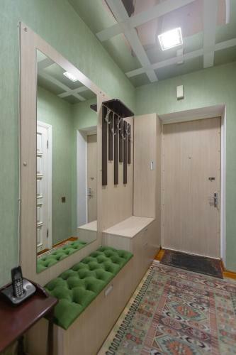 Azneft Square Flame Towers View Apartment