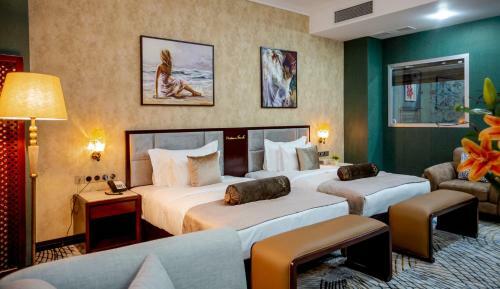 Hotel Mariana Trench