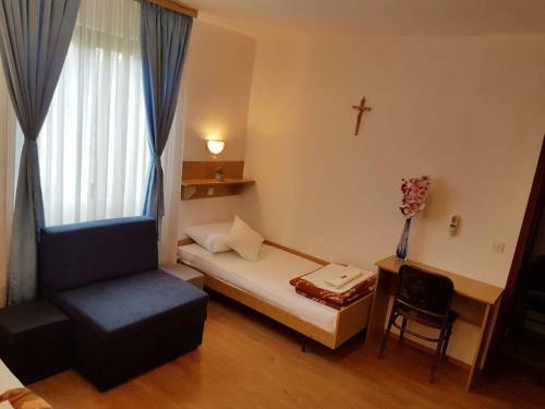 Hostal Pansion Park