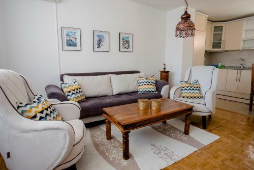 Main Street Apartment