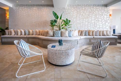 Hotel O2 Beach Club & Spa