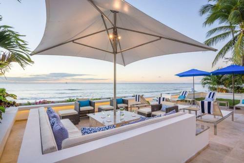 Fitts Villa Sleeps 10 With Pool And Air Con