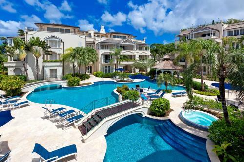 Schooner Bay 207 By Blue Sky Luxury