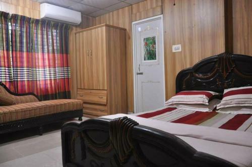 Hotel Noor International