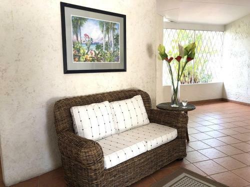 Southwinds Villa Is A Three Bedroom Beach Front Property With A Beautiful Big In