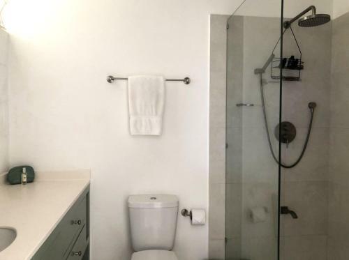 Southwinds Villa Is A Three Bedroom Beach Front Property With A Beautiful Big In