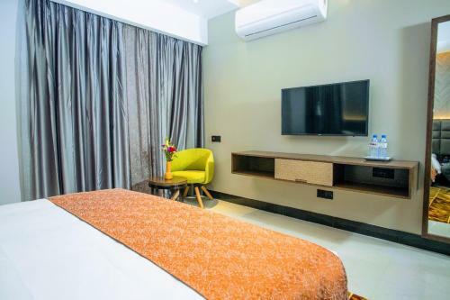 Hotel Omni Residency