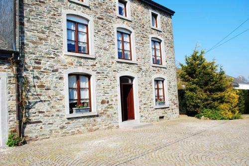 House With 5 Bedrooms In Bertrix With Enclosed Garden And Wifi