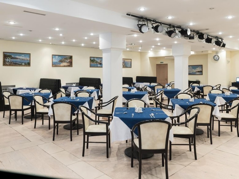 Alliance Avialuxe Hotel