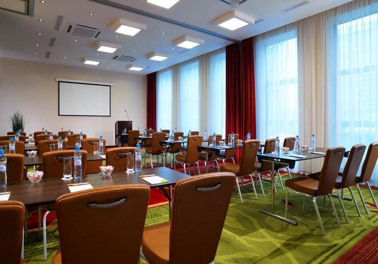 Courtyard By Marriott Moscow Paveletskaya Hotel