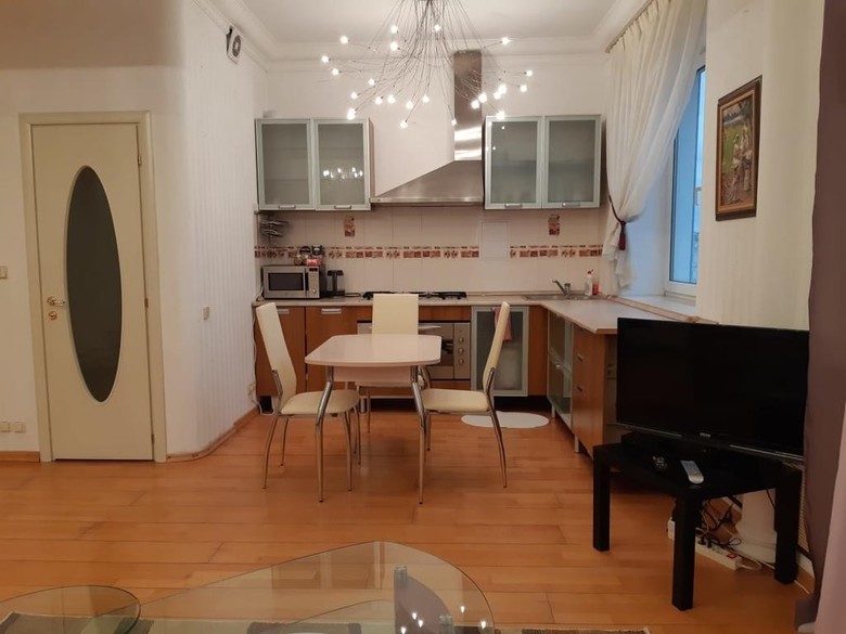 Four Squares Apartments Smolenskaya
