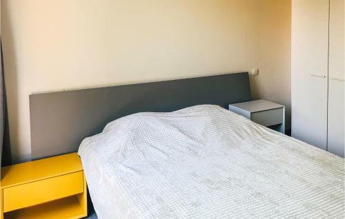 Awesome Home In Brugge With Wifi And 1 Bedrooms