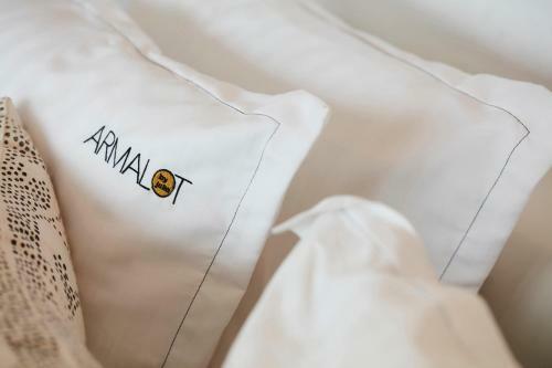 B&B Armalot By Julia