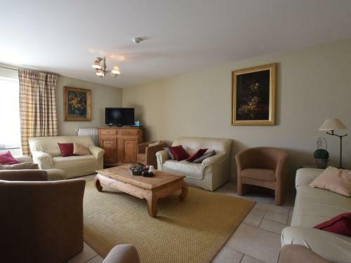 Cosy Holiday Home In Erezee With Barbecue