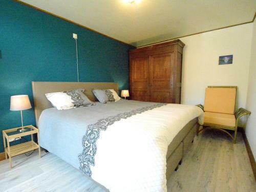 Expansive Holiday Home In Ardennes With Jacuzzi