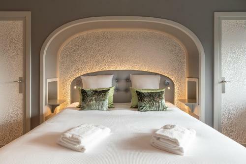 La Villa Des Sources � 500 M�tres Du Circuit