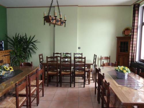 Modern Holiday Home In Cul-des-sarts Near Forest