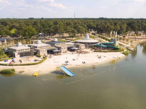 Holiday Home Europarcs Resort Zilverstrand-1