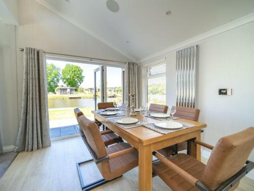 Holiday Home Europarcs Resort Zilverstrand-1
