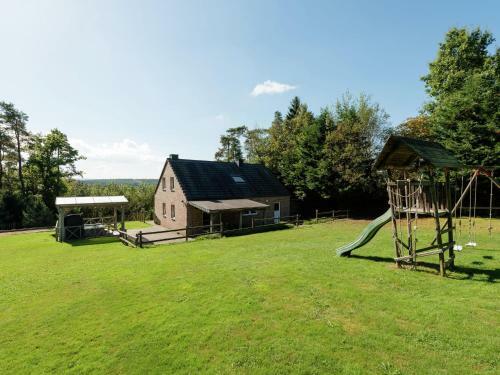 Pastoral Villa In Heure With Jacuzzi