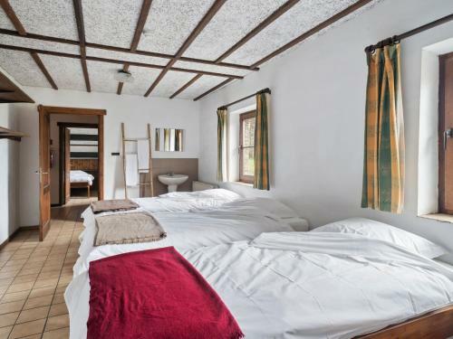 Simplistic Cottage In Nadrin With Garden